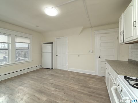 Tiny photo for 361 Ridgefield Avenue #3rd Floor, Bridgeport, CT 06610 (MLS # 24157185)