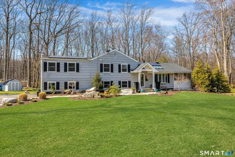 Homes For Sale - 19 Half Mile Common<br/> Westport, CT 06880