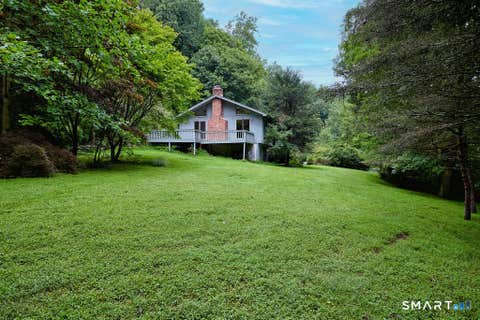 Homes For Sale - 50 Shields Lane<br/> Ridgefield, CT 06877