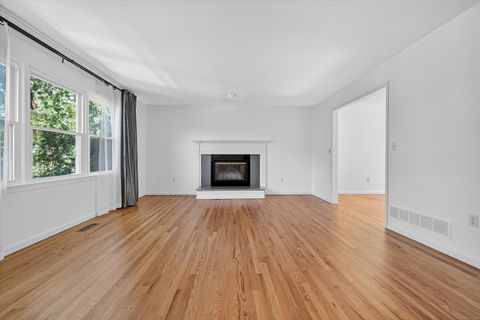Tiny photo for 55 Locust Street #B, Greenwich, CT 06830 (MLS # 24143032)