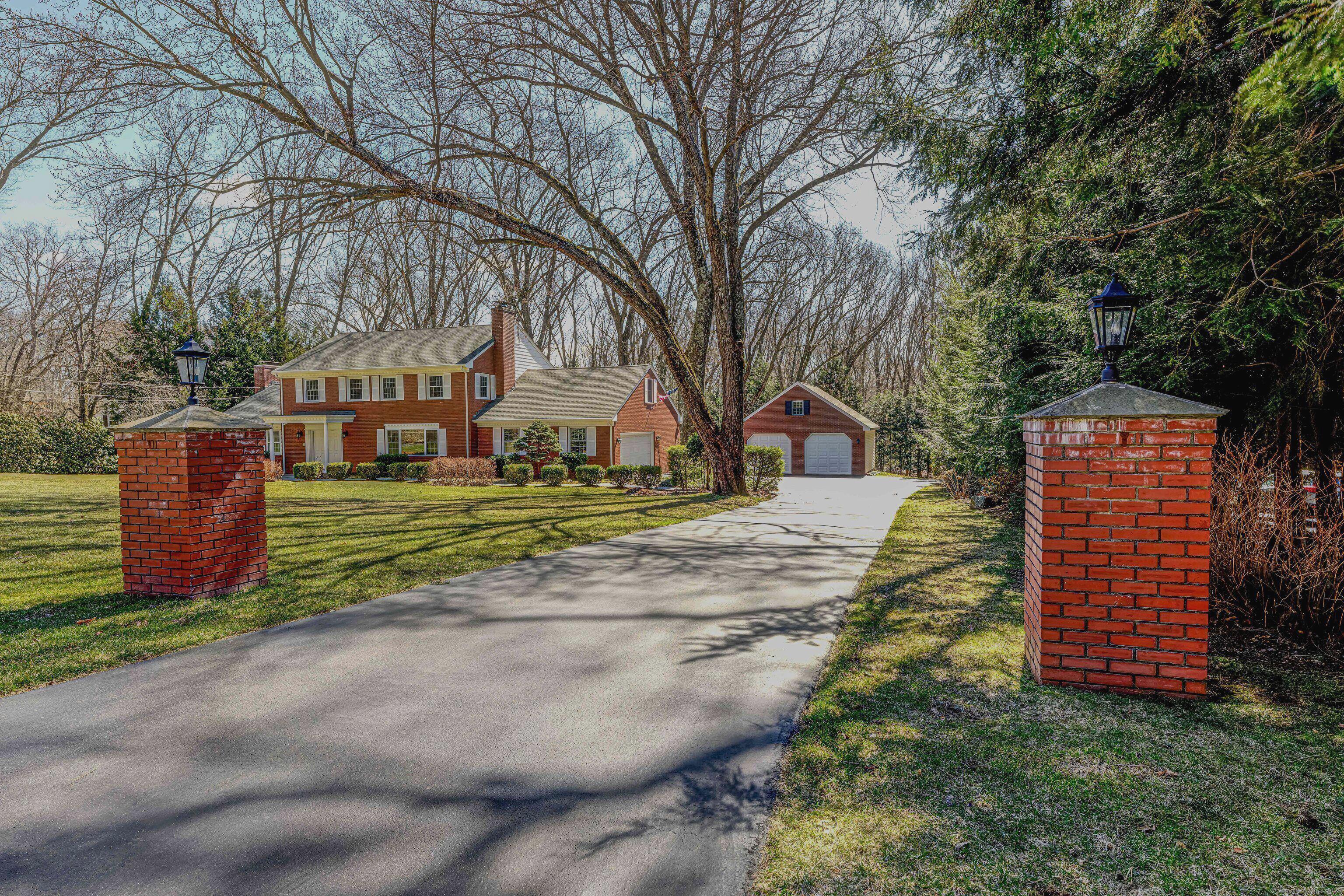 319 Beacon Hill Drive, Cheshire, Connecticut image 2