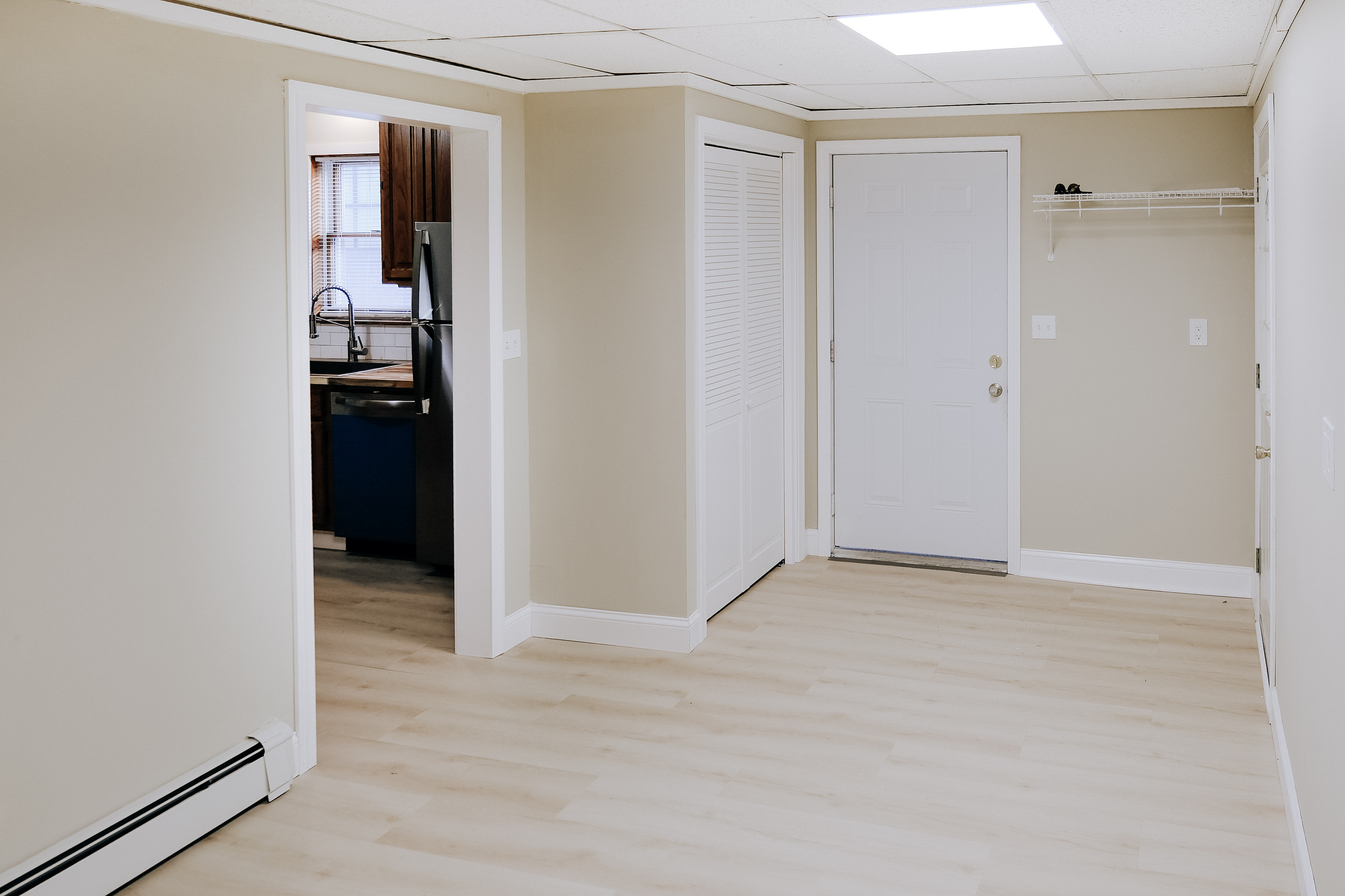 Sprague, Connecticut 06330, United States, 4 Bedrooms Bedrooms, ,3 BathroomsBathrooms,Residential,Active,239606