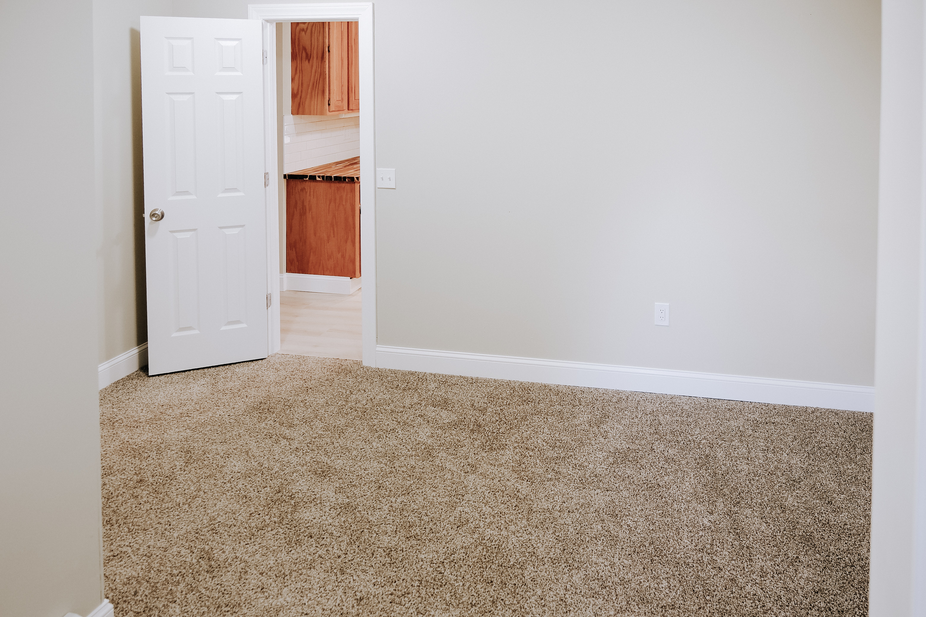 Sprague, Connecticut 06330, United States, 4 Bedrooms Bedrooms, ,3 BathroomsBathrooms,Residential,Active,239606