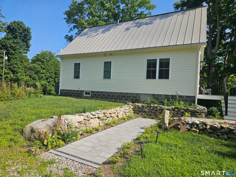 Tiny photo for 15 N Brook Street, Hampton, CT 06247 (MLS # 24195511)