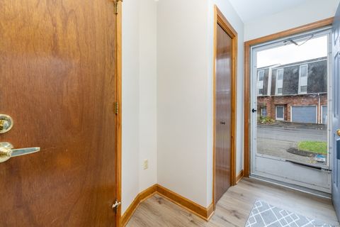 Tiny photo for 410 Farmington Avenue #APT H1, New Britain, CT 06053 (MLS # 24134787)