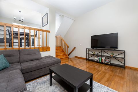 Tiny photo for 410 Farmington Avenue #APT H1, New Britain, CT 06053 (MLS # 24134787)