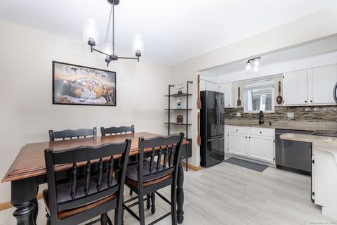 Tiny photo for 410 Farmington Avenue #APT H1, New Britain, CT 06053 (MLS # 24134787)