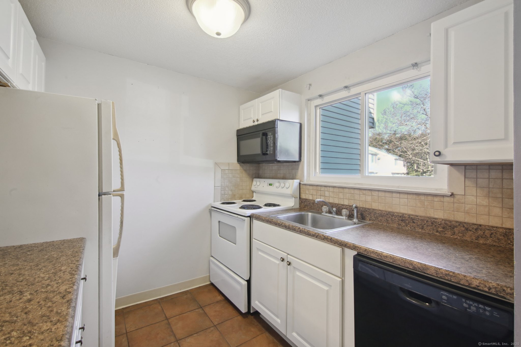 16 Seymour Road #5F, East Granby, Connecticut image 2