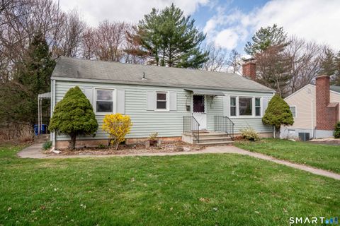 Photo of 681 Main Street, Newington, CT 06111 (MLS # 24146497)