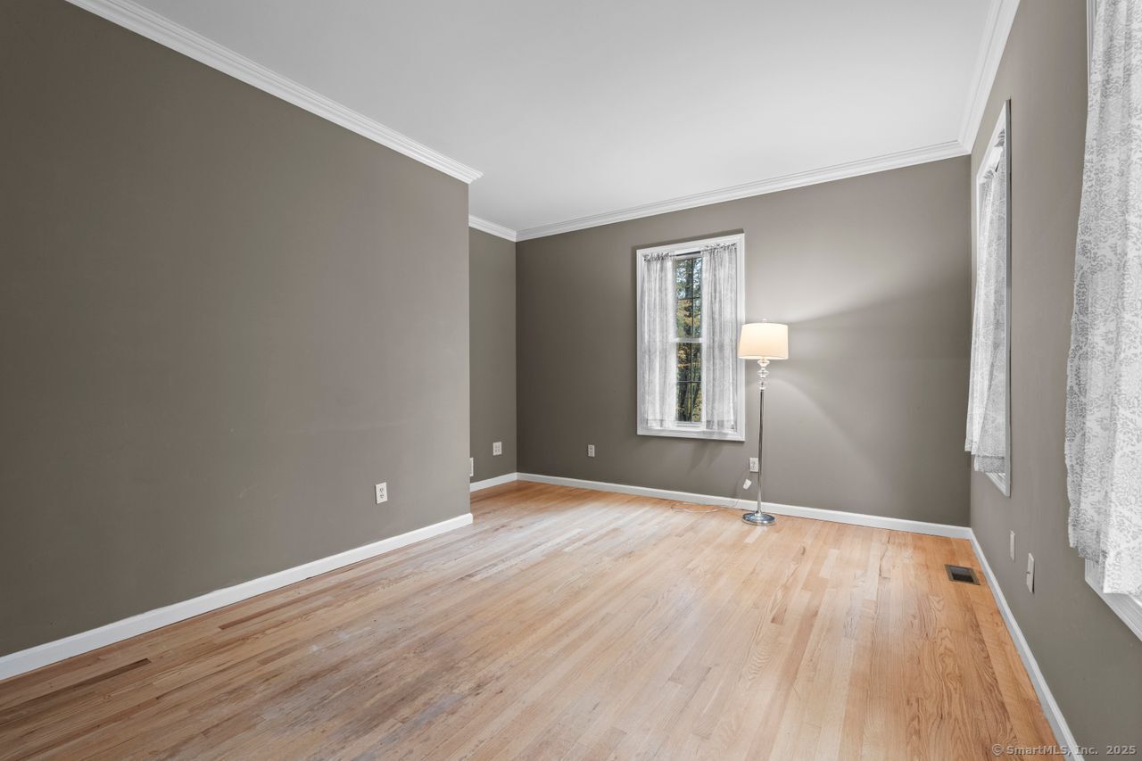 82 Harvest Wood Lane