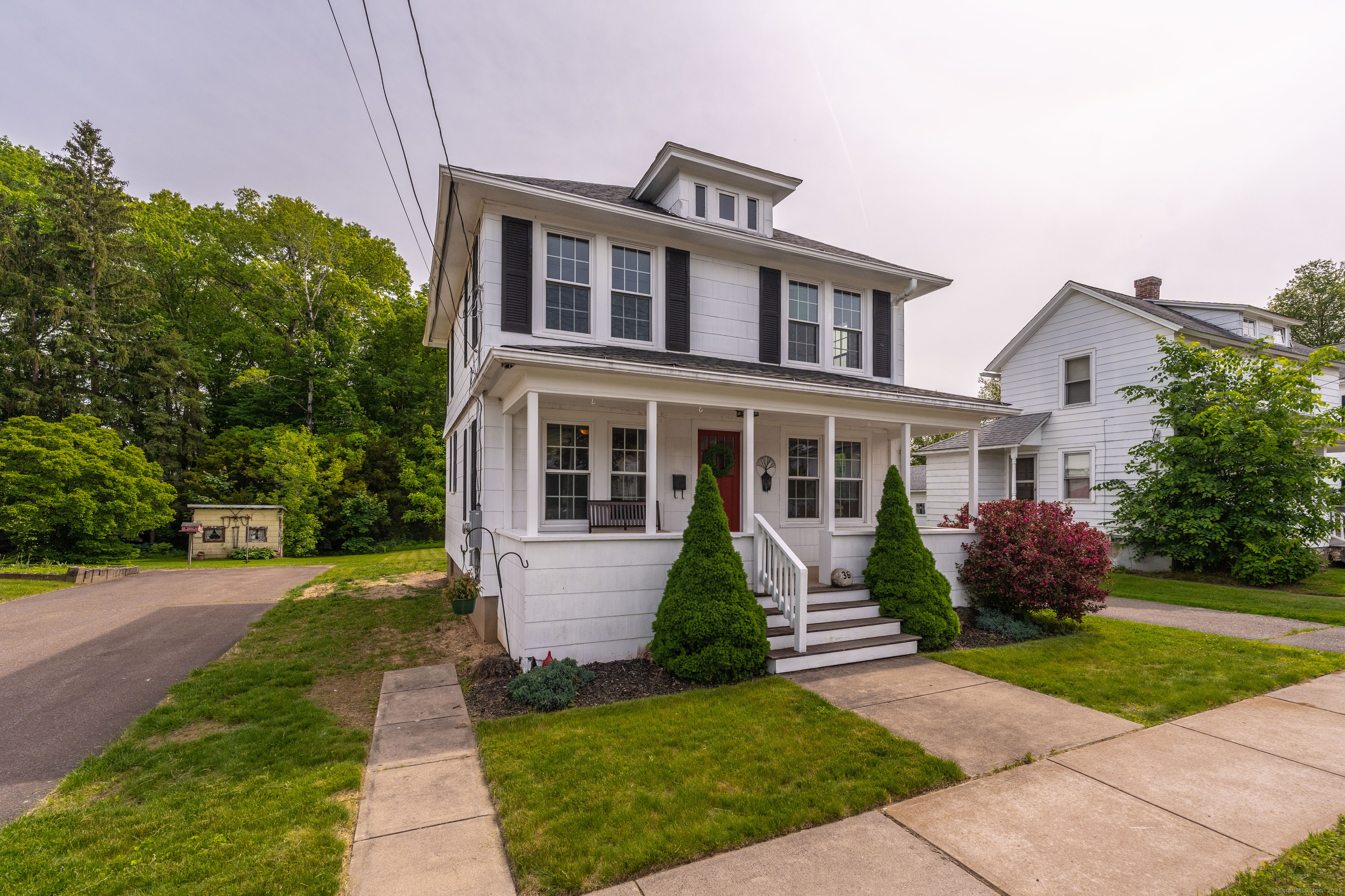 36 Whiton Street, Windsor Locks, Connecticut image 1