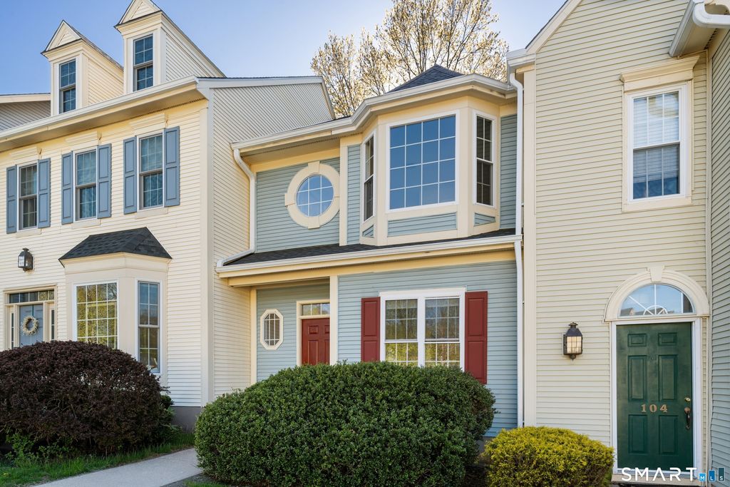 Photo of 103 Cambridge Commons #103, Middletown, CT 06457 (MLS # 24156046)