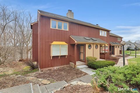 Photo of 108 Skyview Drive #108, Cromwell, CT 06416 (MLS # 24161954)