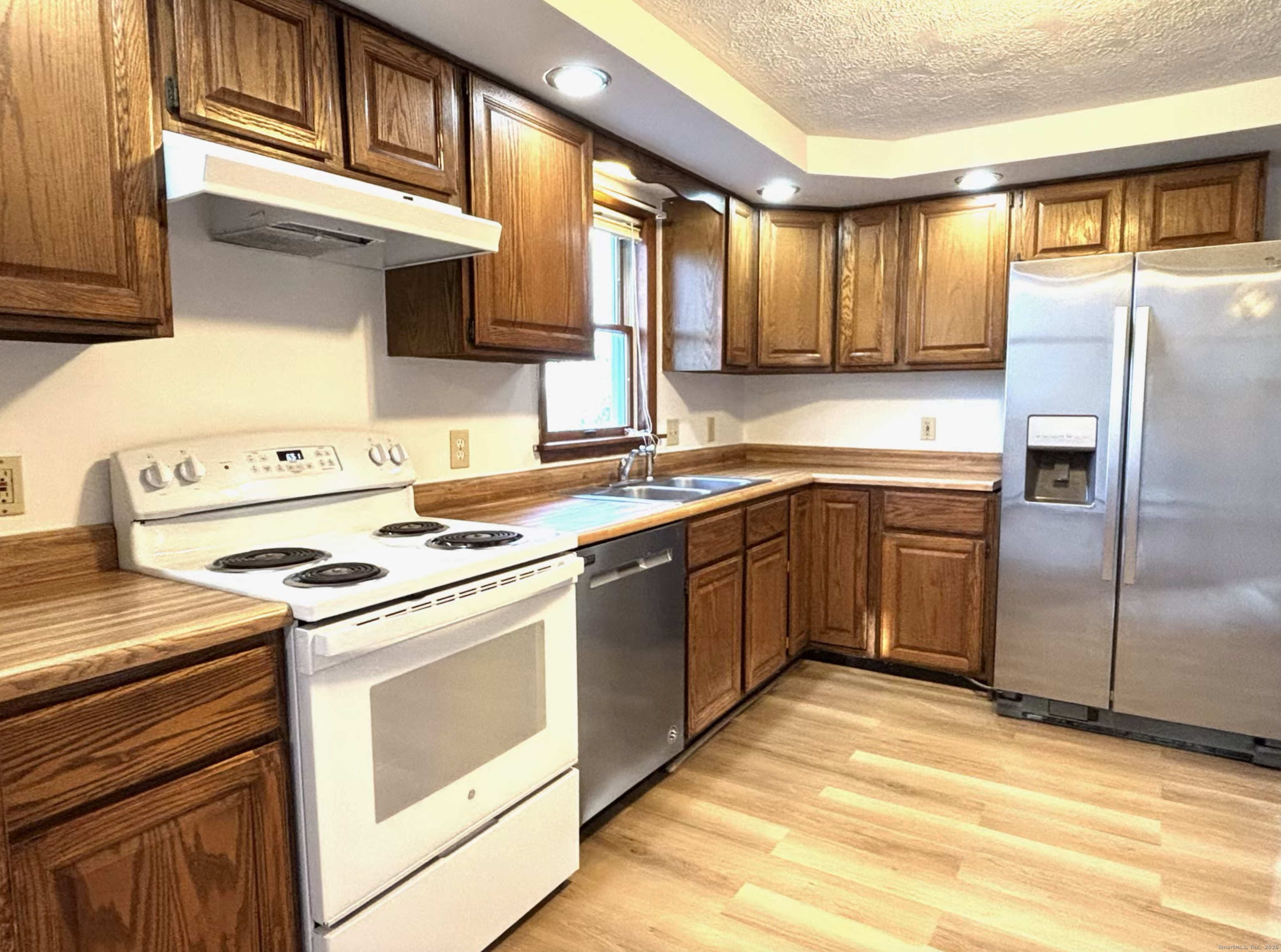 Griswold, Connecticut 06351, United States, 3 Bedrooms Bedrooms, ,3 BathroomsBathrooms,Residential,Active,250991