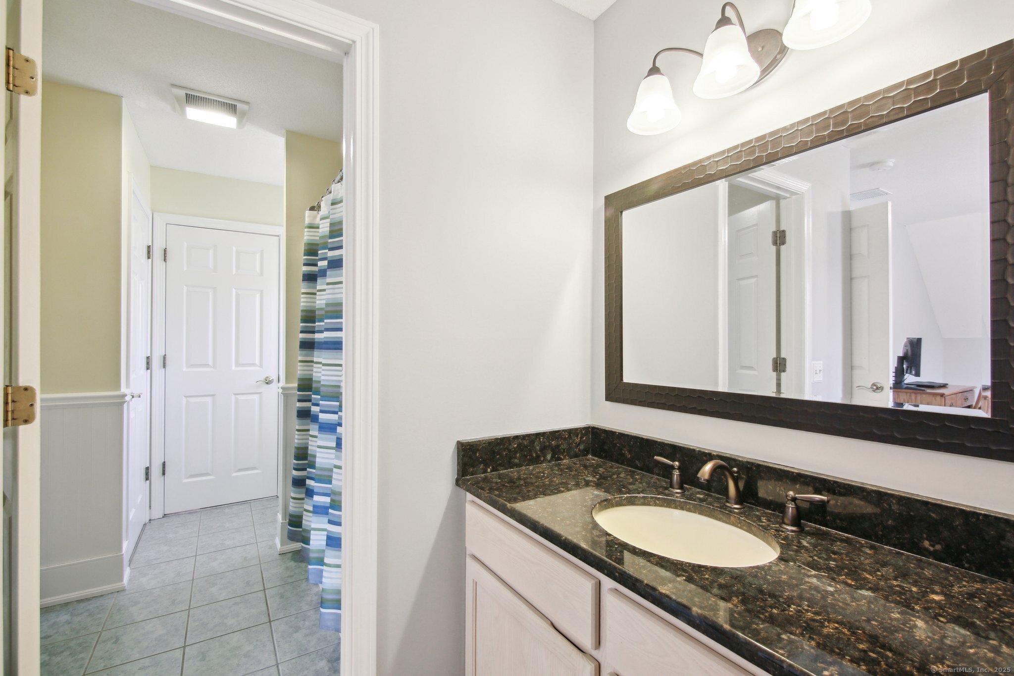 32 Crystal Drive, East Granby, Connecticut image 19