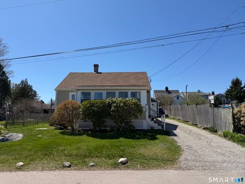Photo of 40 Ashworth Avenue, Stonington, CT 06378 (MLS # 24170088)
