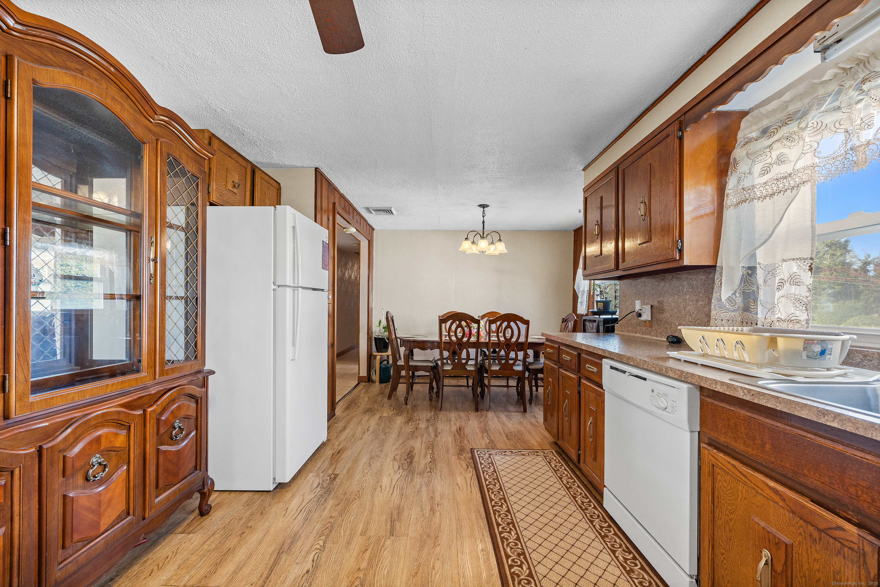 1111 Windsor Avenue, Windsor, Connecticut image 8