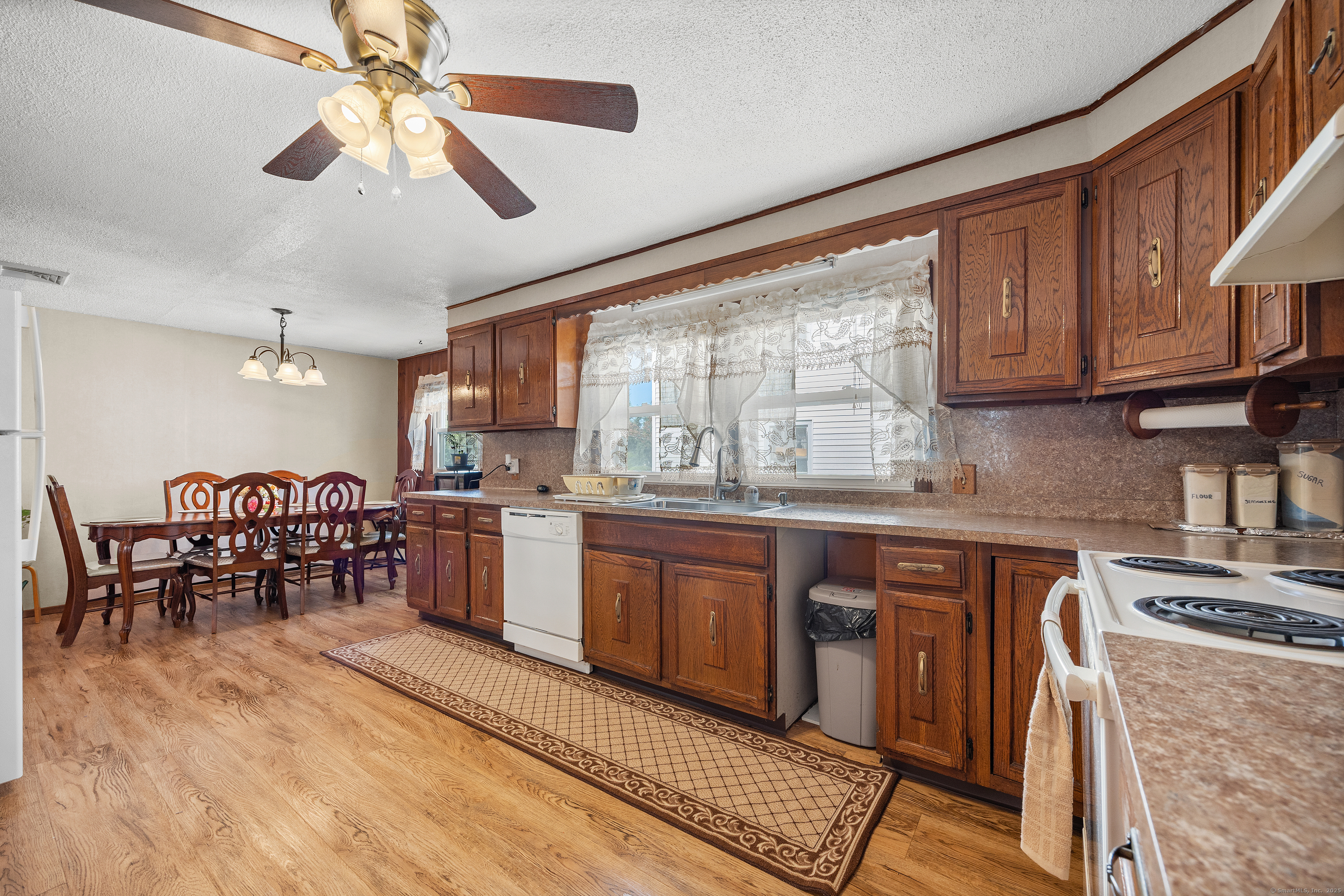 1111 Windsor Avenue, Windsor, Connecticut image 5