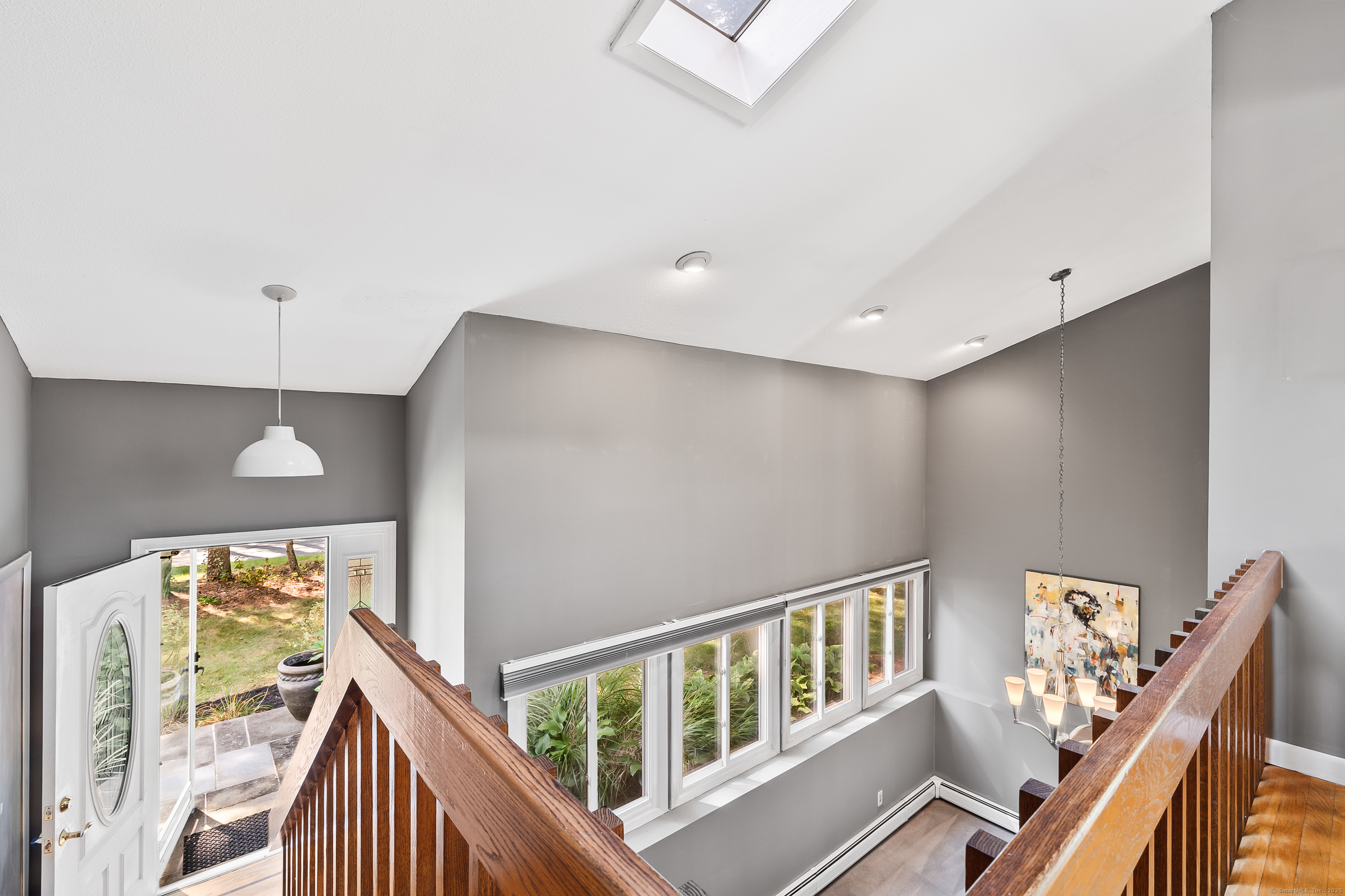 Granby, Connecticut 06035, United States, 3 Bedrooms Bedrooms, ,2 BathroomsBathrooms,Residential,Pending,212948