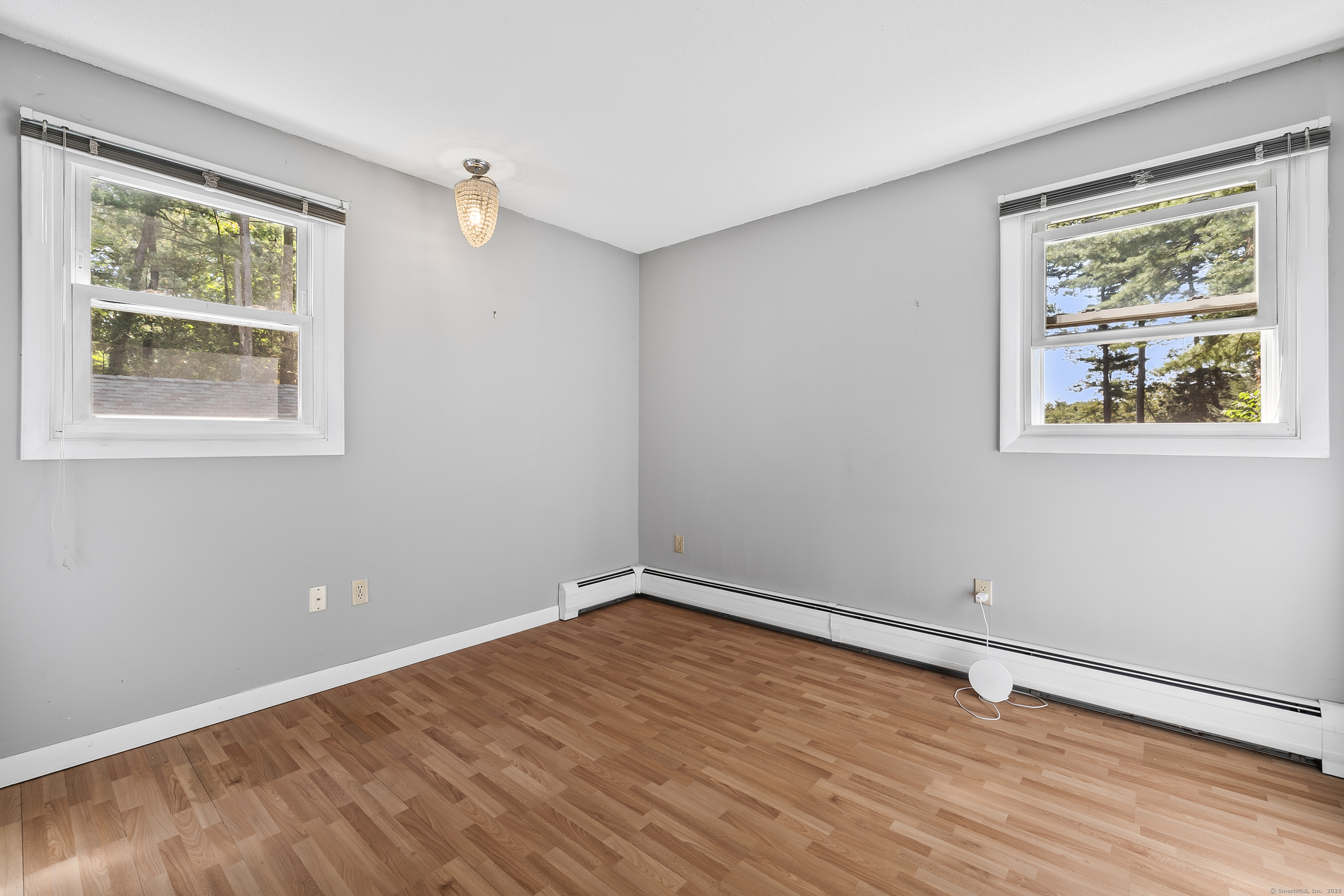 Granby, Connecticut 06035, United States, 3 Bedrooms Bedrooms, ,2 BathroomsBathrooms,Residential,Pending,212948