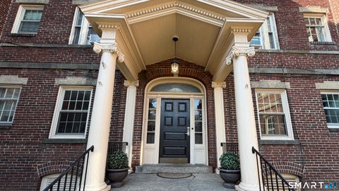 Tiny photo for 59 Rennell Street #19, Bridgeport, CT 06604 (MLS # 24211689)