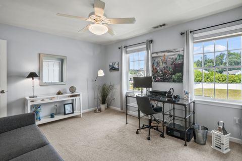 Tiny photo for 25 Suzy Court, Meriden, CT 06451 (MLS # 24135303)