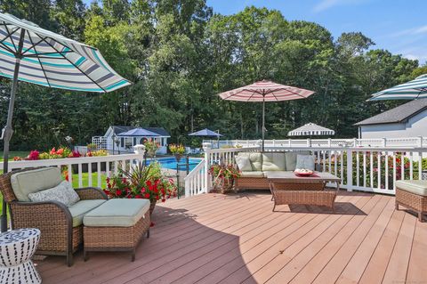 Tiny photo for 25 Suzy Court, Meriden, CT 06451 (MLS # 24135303)