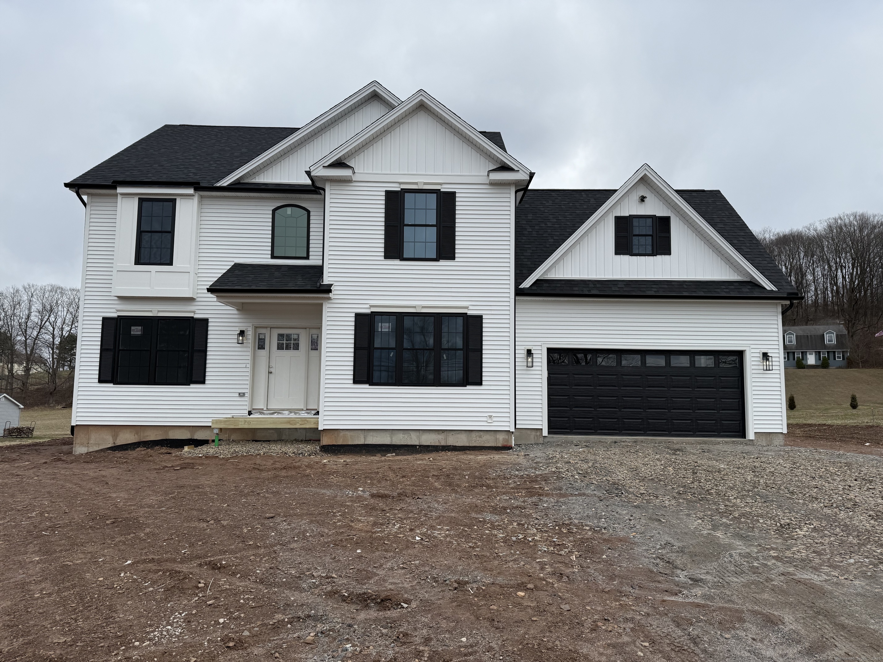 Higby Road, Middletown, Connecticut - 4 Bedrooms  
3 Bathrooms  
11 Rooms - 