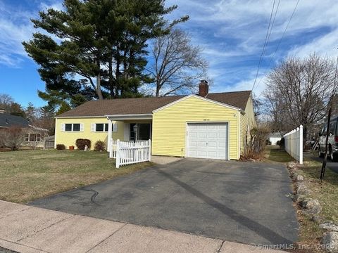 55 Conway Road, Manchester, CT 06042 - #: 24080229