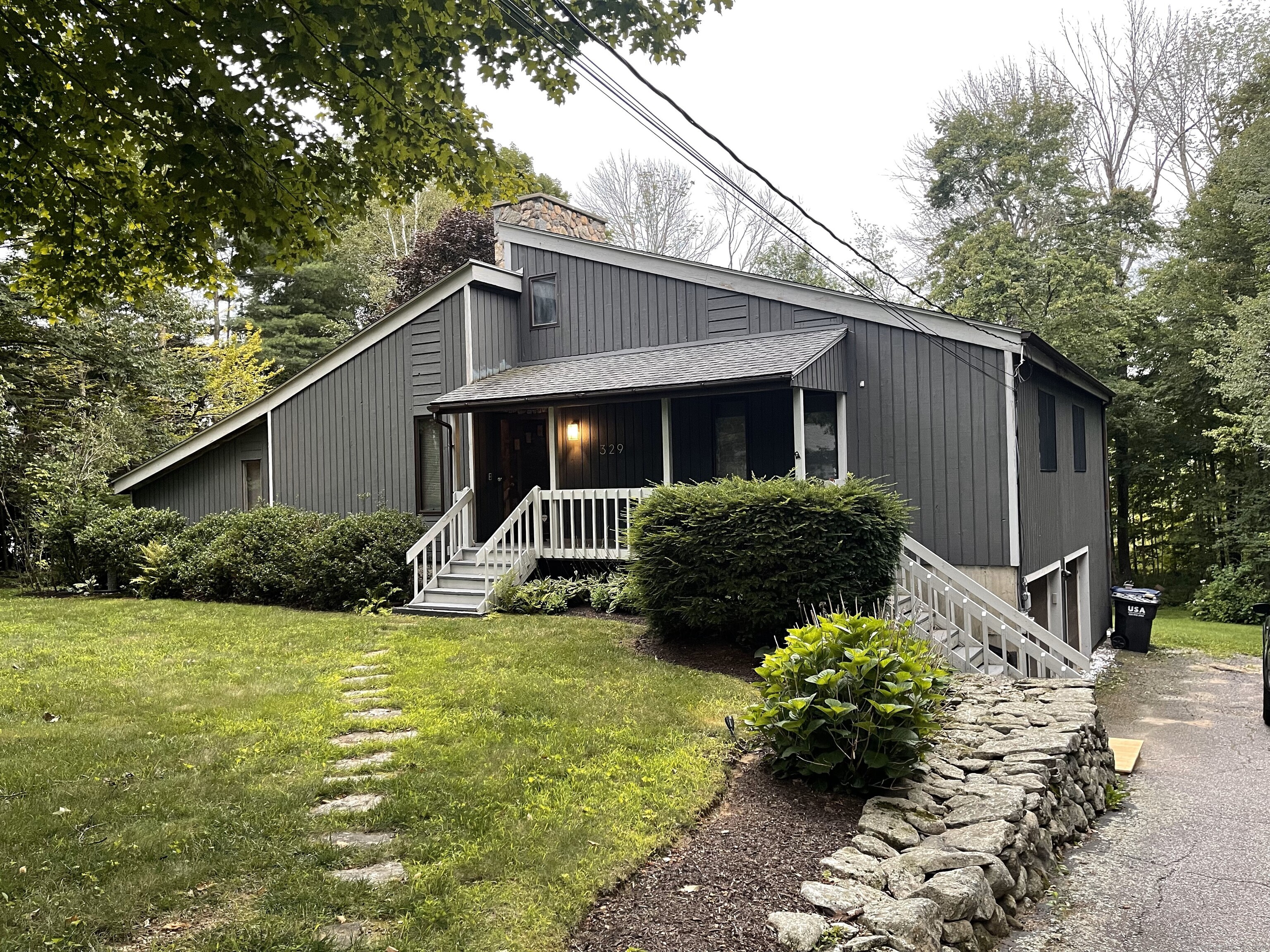 Rental Property at Norfolk Road, Litchfield, Connecticut - Bedrooms: 3 
Bathrooms: 2 
Rooms: 6  - $3,800 MO.