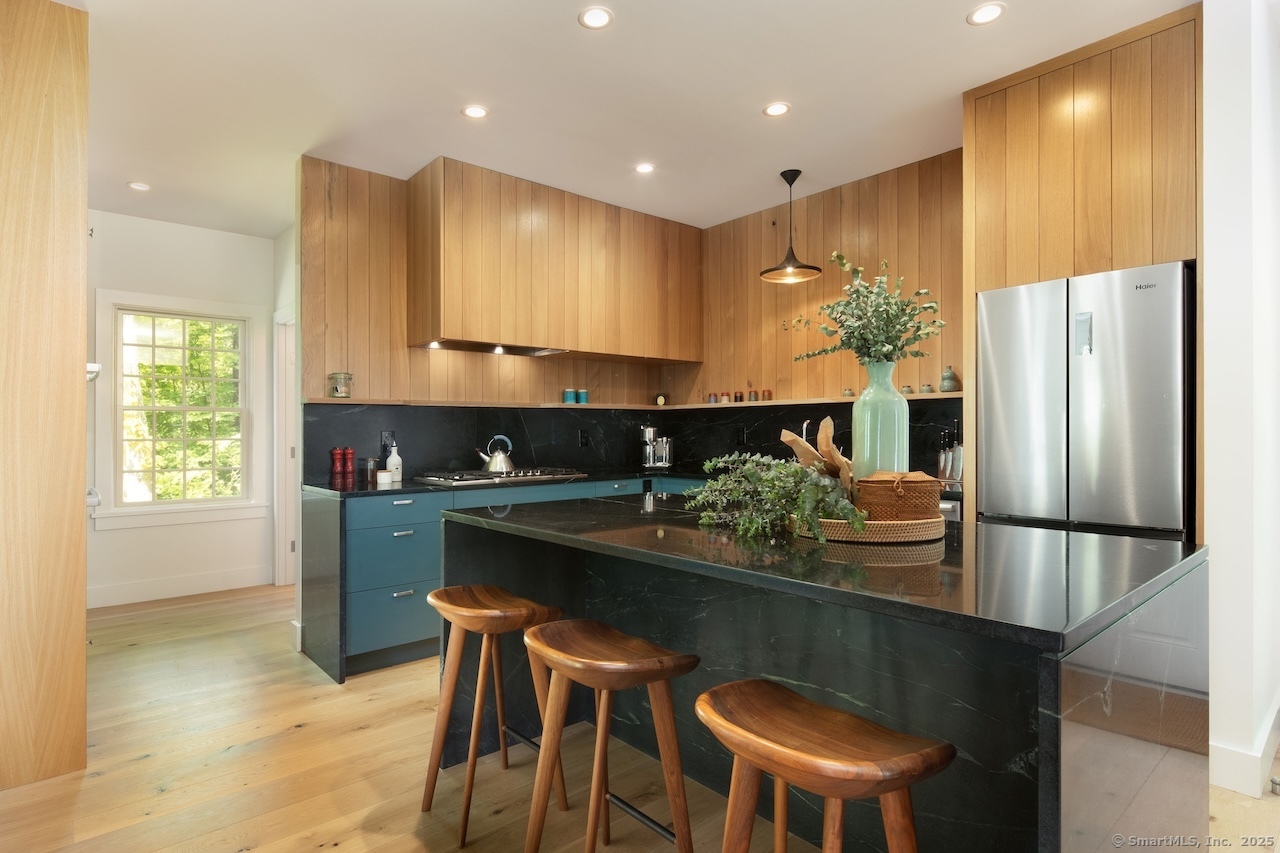 3 West Mountain Road