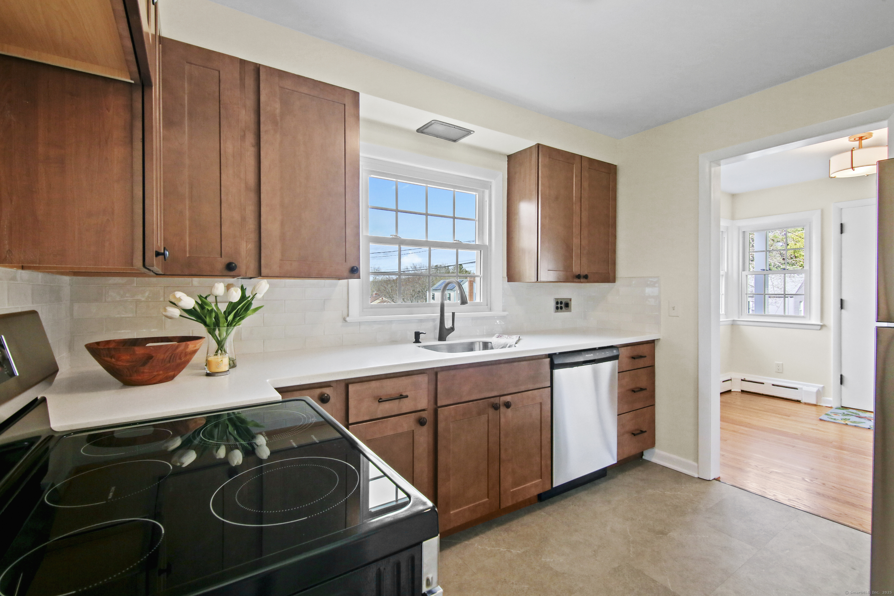 601 Hunting Hill Avenue, Middletown, Connecticut image 3