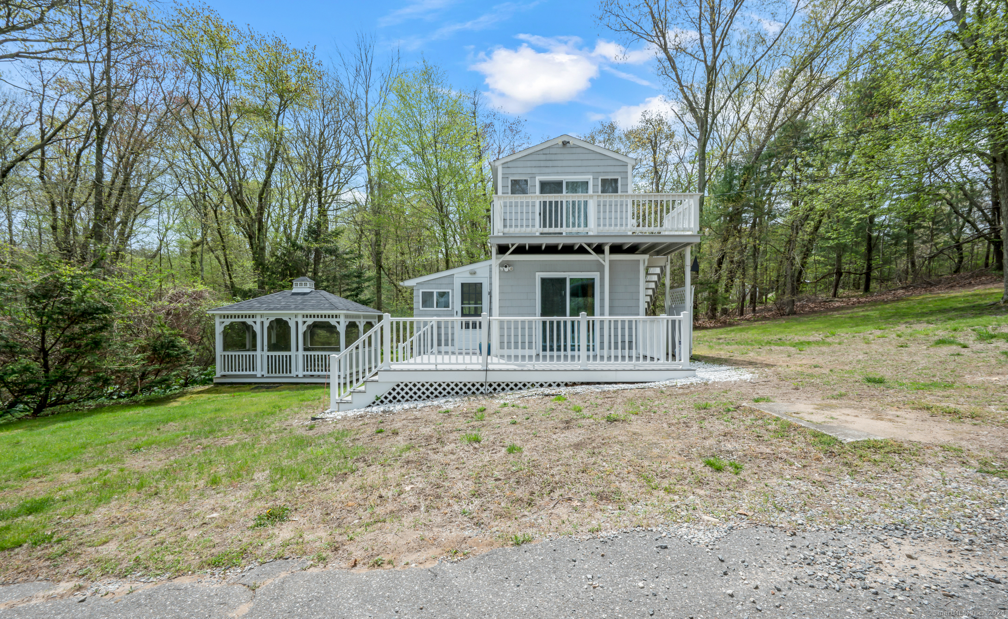 Property for Sale at 98 White Sands Road, East Haddam, Connecticut - Bedrooms: 2 
Bathrooms: 1 
Rooms: 5  - $380,000