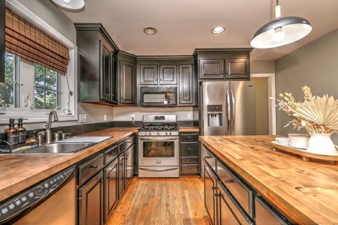 Tiny photo for 28 Edgewood Avenue, Shelton, CT 06484 (MLS # 24150308)