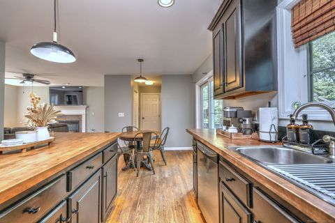 Tiny photo for 28 Edgewood Avenue, Shelton, CT 06484 (MLS # 24150308)