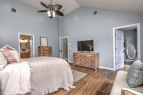 Tiny photo for 28 Edgewood Avenue, Shelton, CT 06484 (MLS # 24150308)