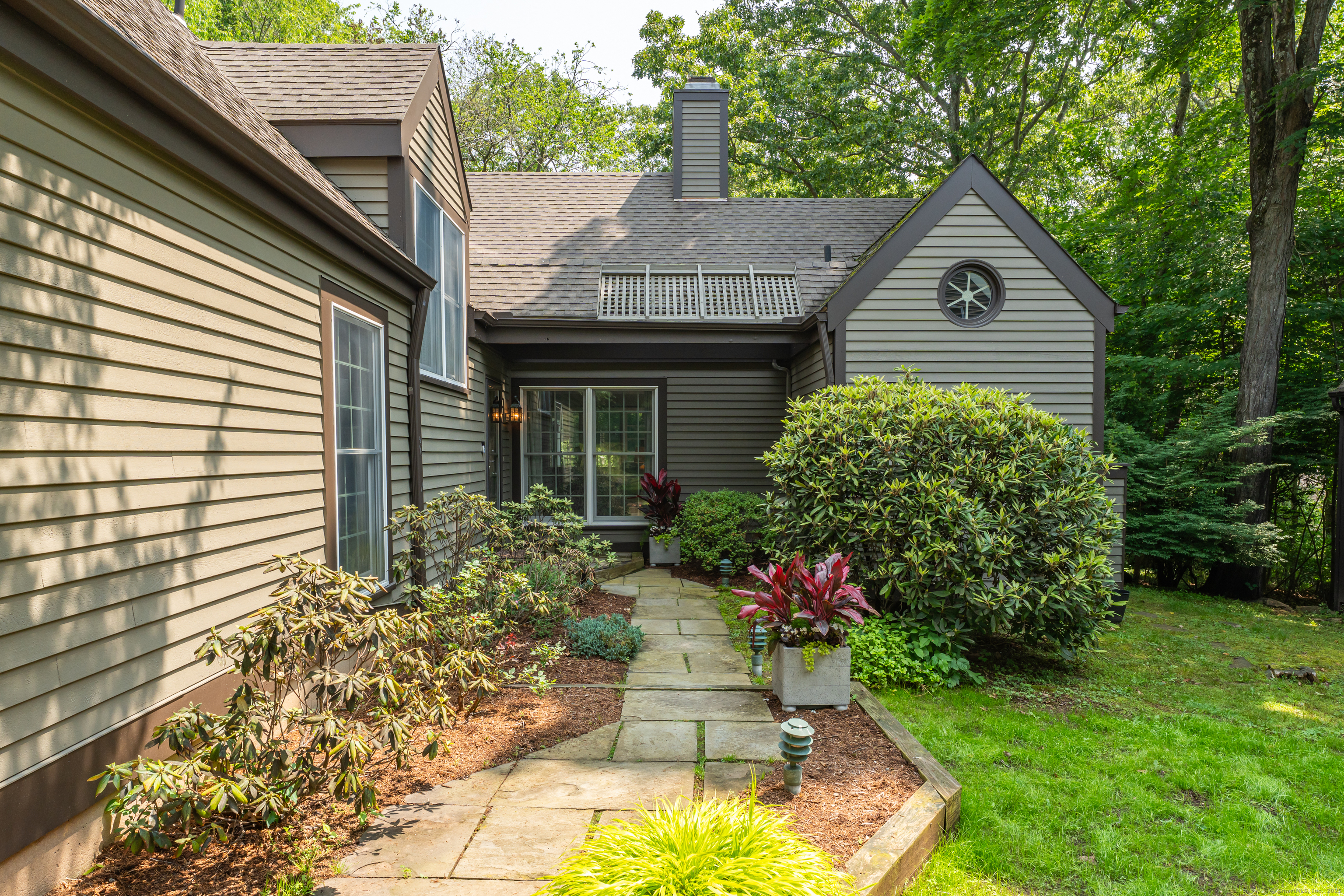 42 Long Hill Farm