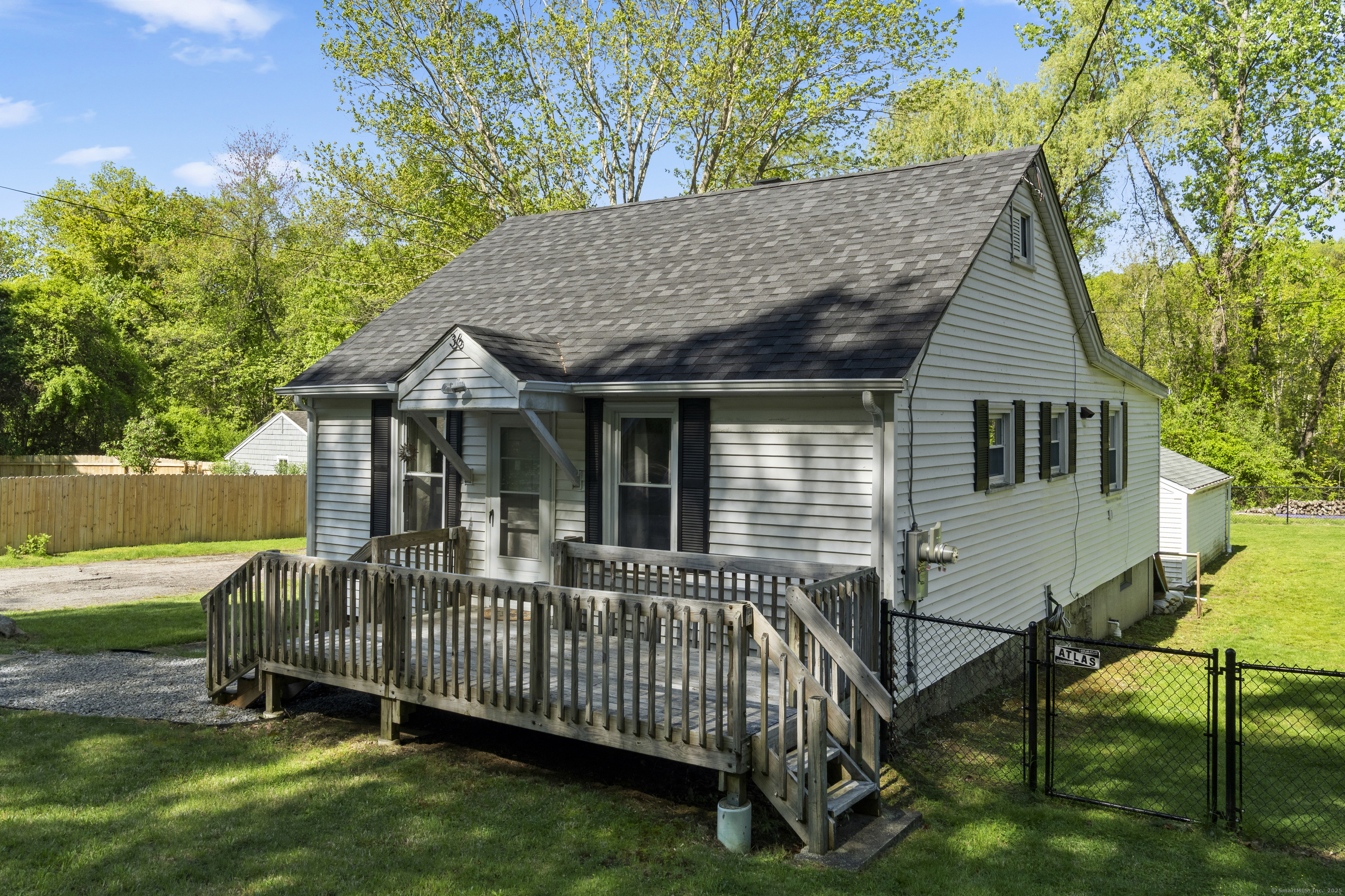 36 Jennings Street, Norwich, Connecticut image 1