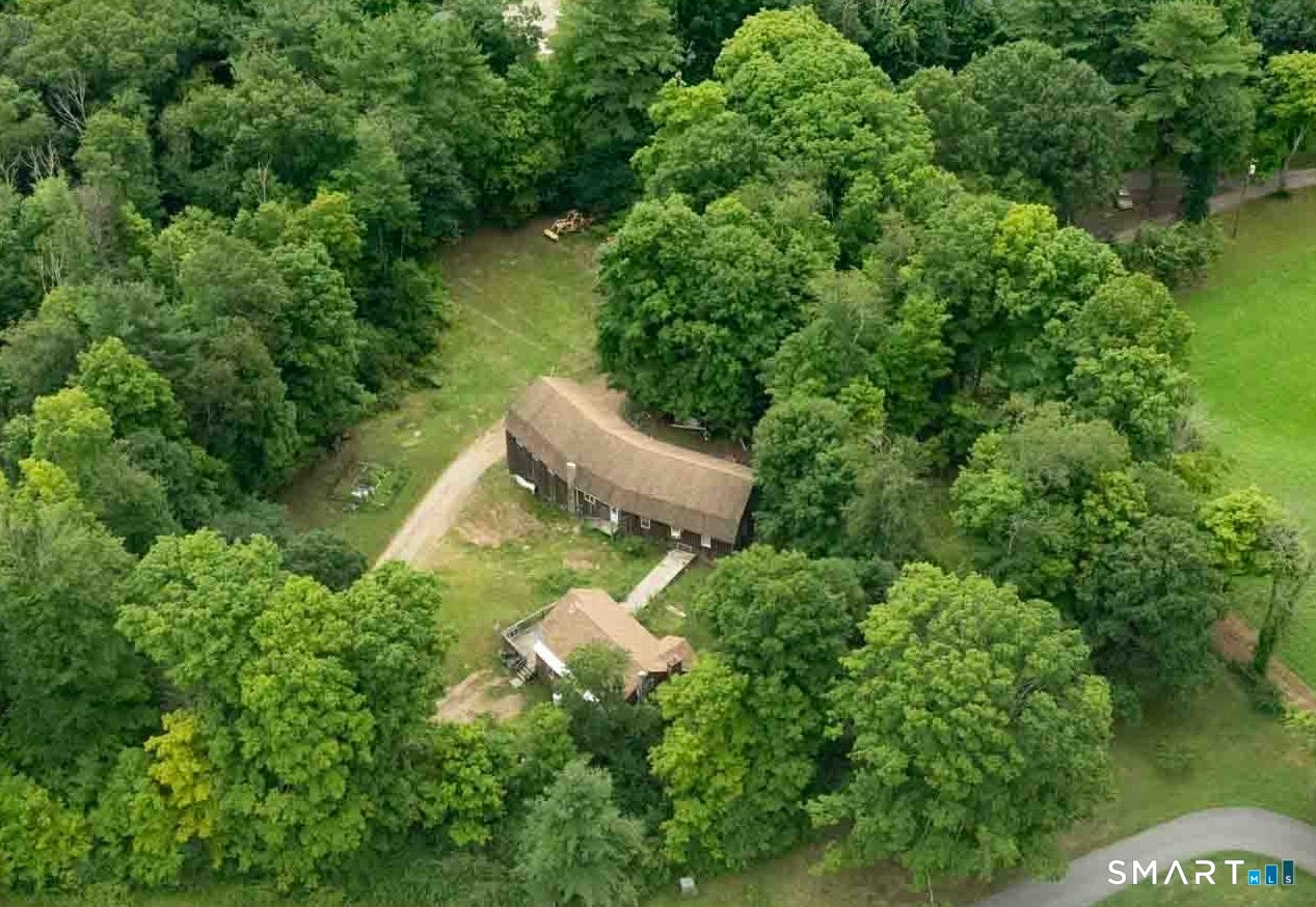 1318 Litchfield Turnpike