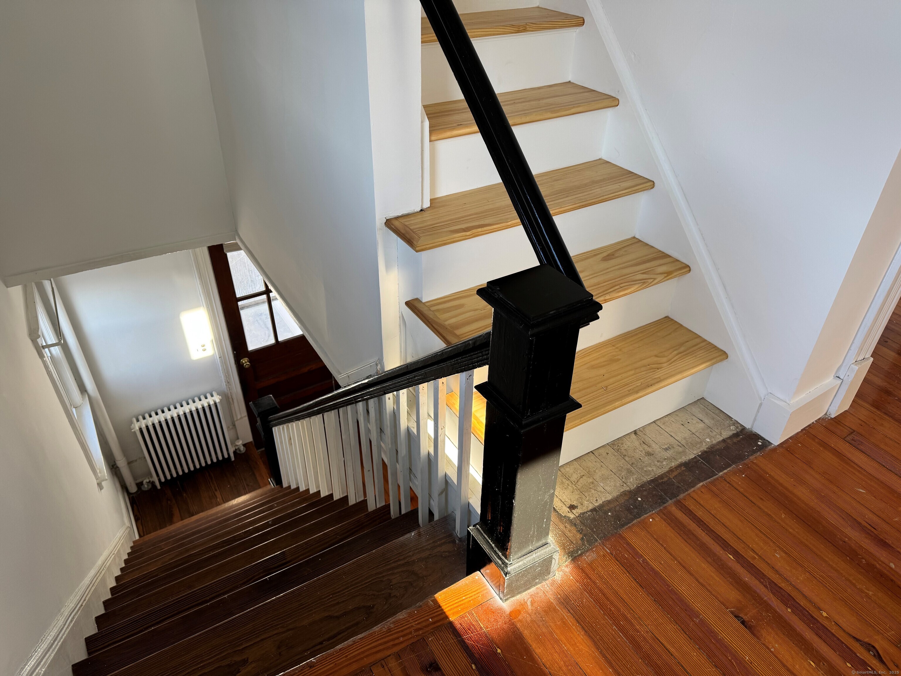 Greenwich, Connecticut 06830, United States, 3 Bedrooms Bedrooms, ,1 BathroomBathrooms,Residential,Active,20714