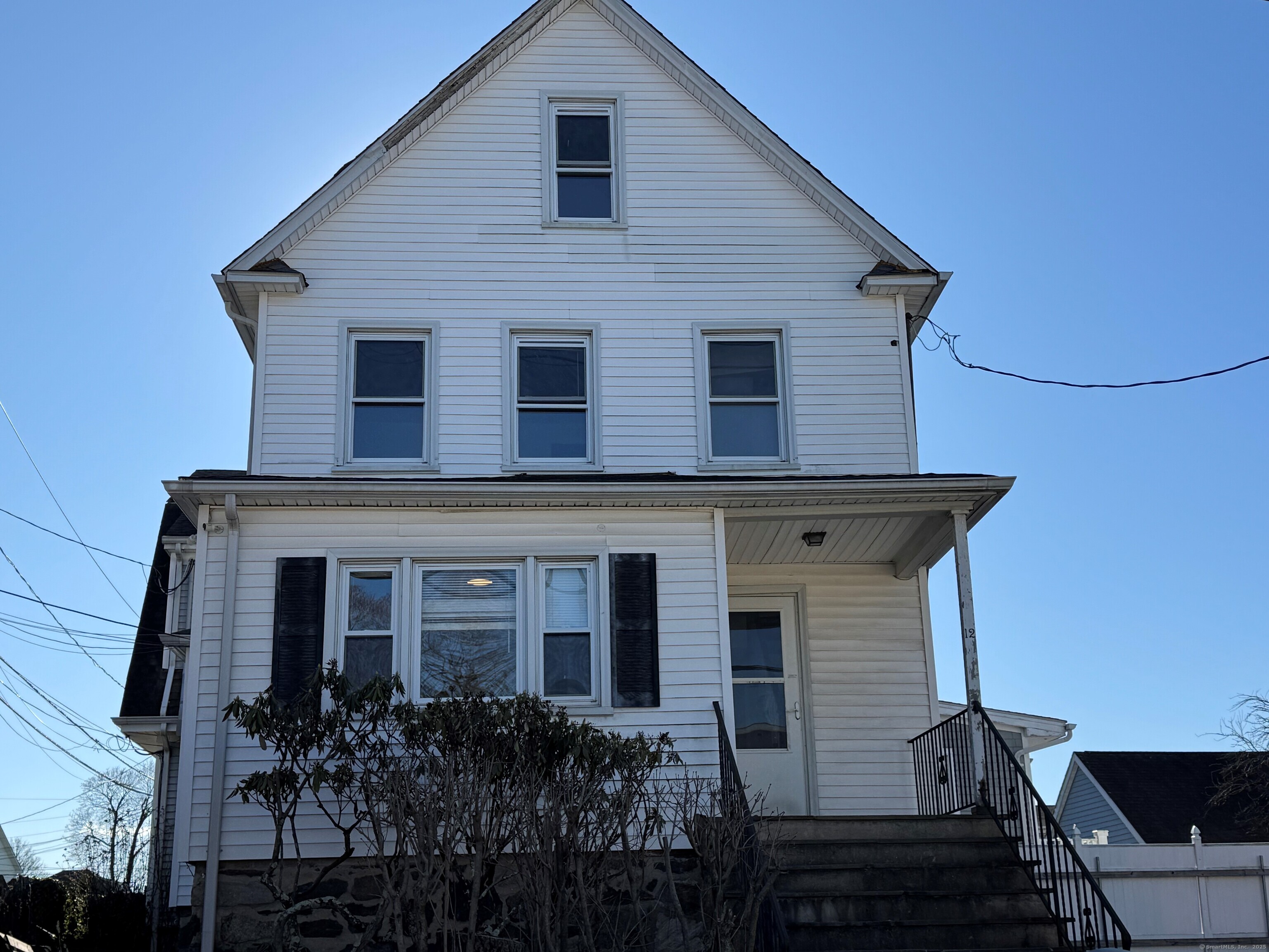 Greenwich, Connecticut 06830, United States, 3 Bedrooms Bedrooms, ,1 BathroomBathrooms,Residential,Active,20714