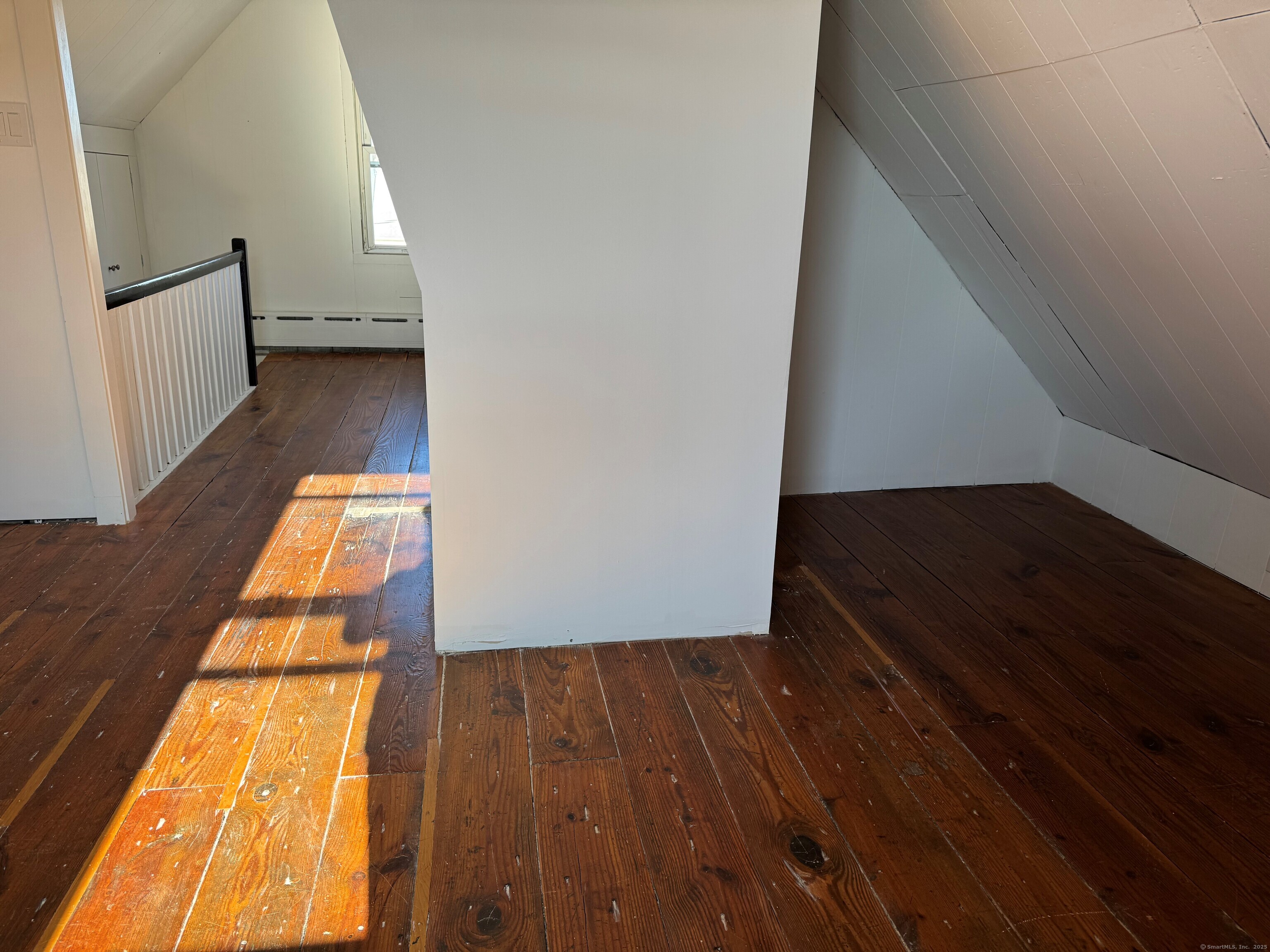 Greenwich, Connecticut 06830, United States, 3 Bedrooms Bedrooms, ,1 BathroomBathrooms,Residential,Active,20714