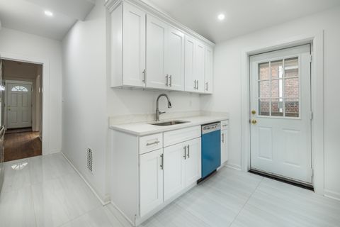 Tiny photo for 400 East Avenue, Bridgeport, CT 06610 (MLS # 24146913)