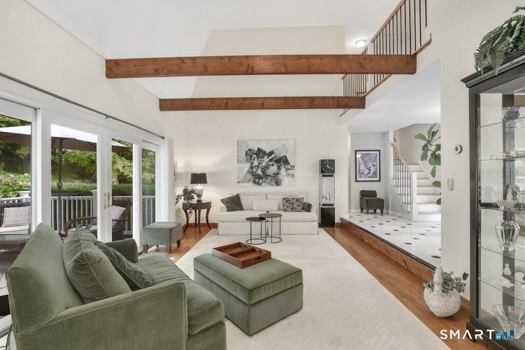63 Lounsbury Road