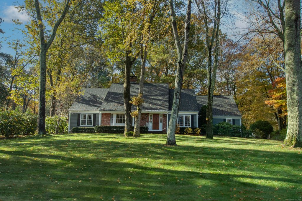 Photo of 71 Madison Springs Drive, Madison, CT 06443 (MLS # 24135621)