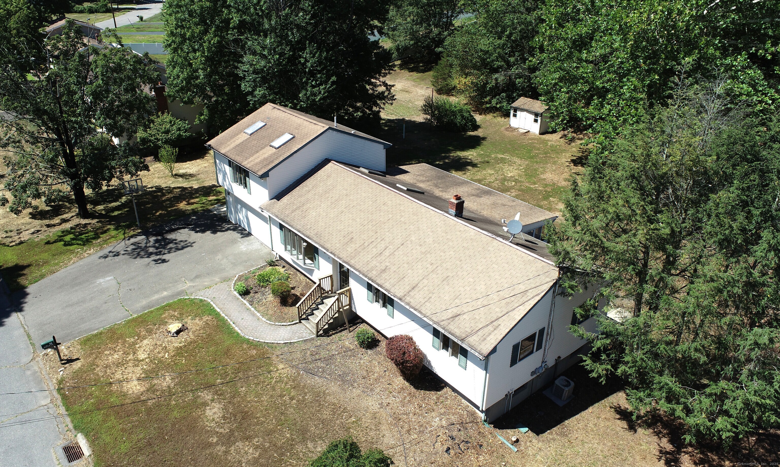 33 Manor Drive