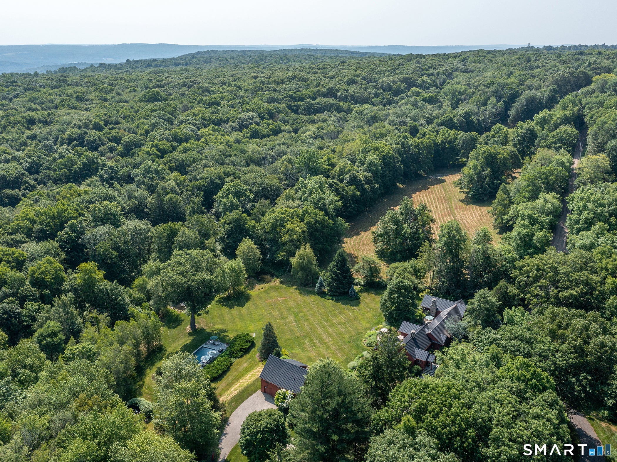 35 Schoolhouse Road