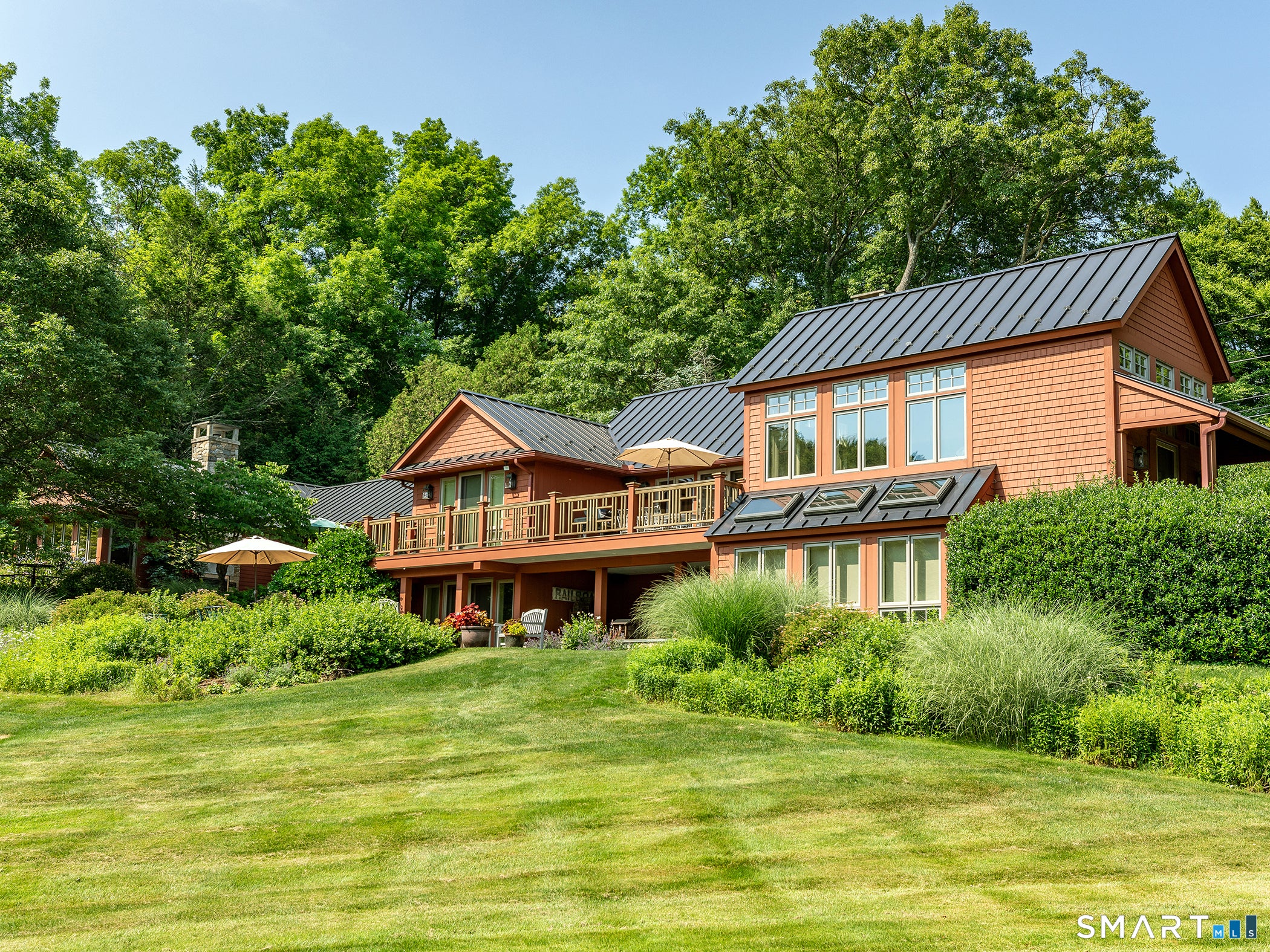 35 Schoolhouse Road