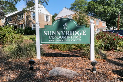 Photo of 240 Sunnyridge Avenue #121, Fairfield, CT 06824 (MLS # 24126276)