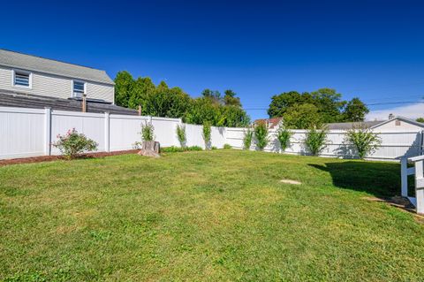 Tiny photo for 1 Hampton Road, New Fairfield, CT 06812 (MLS # 24152419)